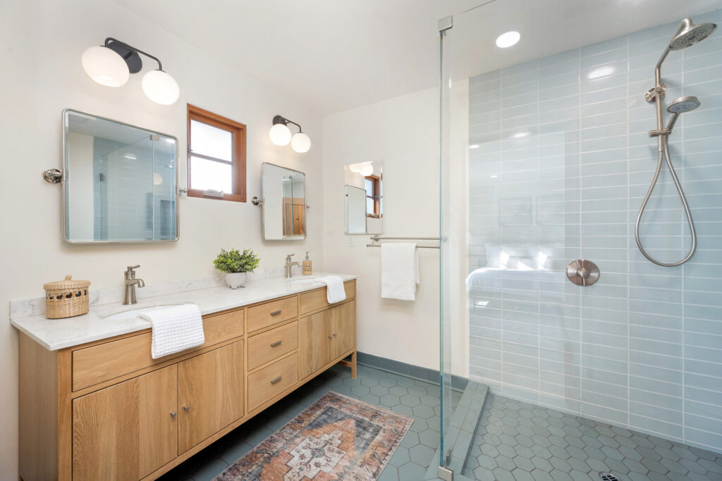 Our comprehensive guide on bathroom remodeling digital marketing will help bathroom remodeling businesses attract new leads and grow.